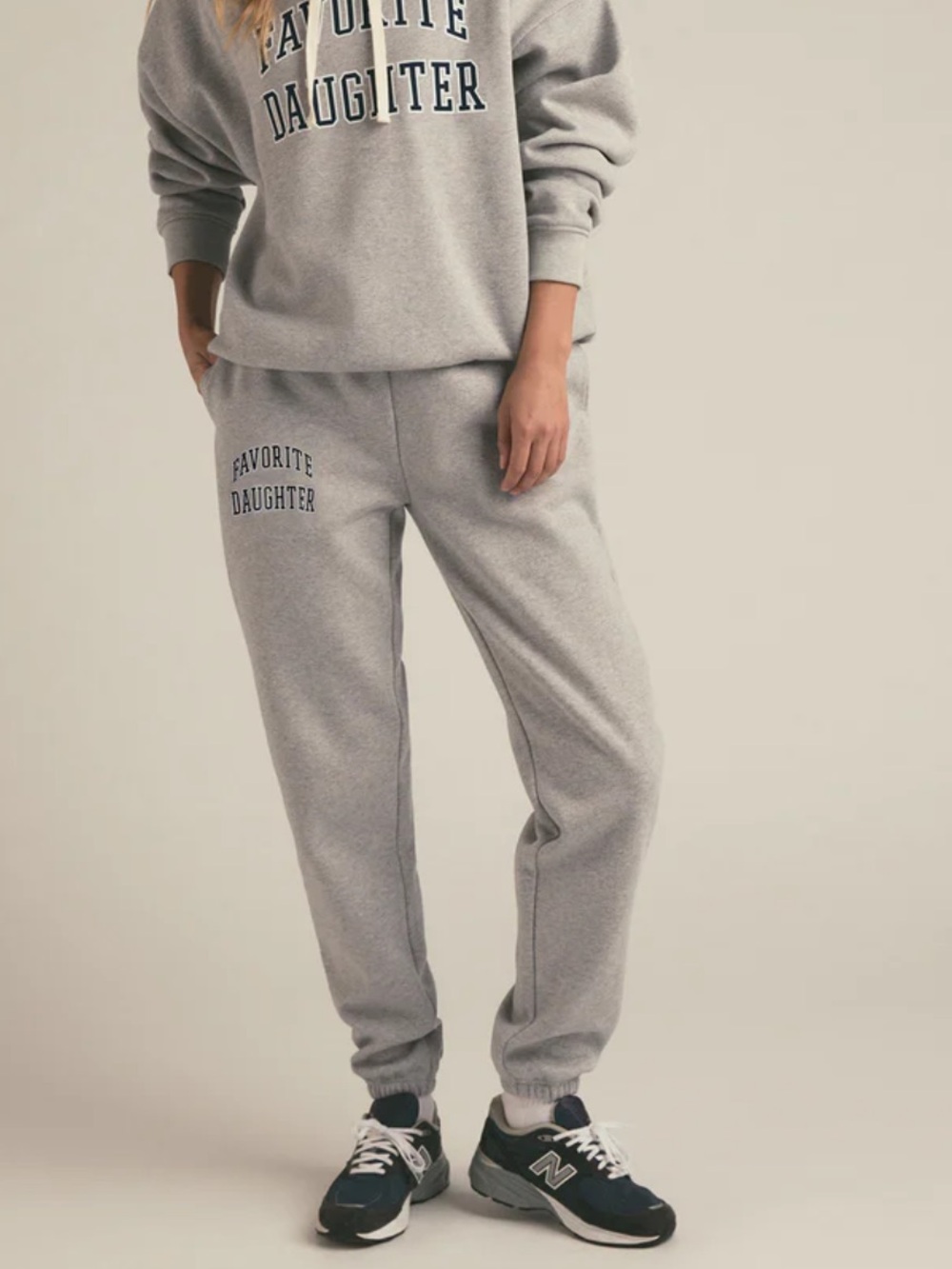 Favorite Daughter Collegiate Oversized Sweatpants Joggers Heather Grey XS NWT